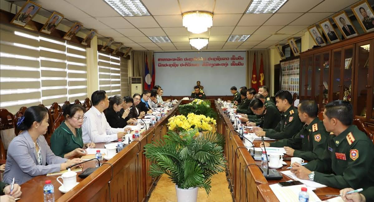 ປຶກສາຫາລືກ່ຽວກັບການຮັບເອົາຄູອາສາເຂົ້າເປັນທະຫານ  ແລະ ກະກຽມເປີດຊຸດອົບຮົມວິຊາຄູຊັ້ນປະຖົມສຶກສາ ຊຸດທີ 4