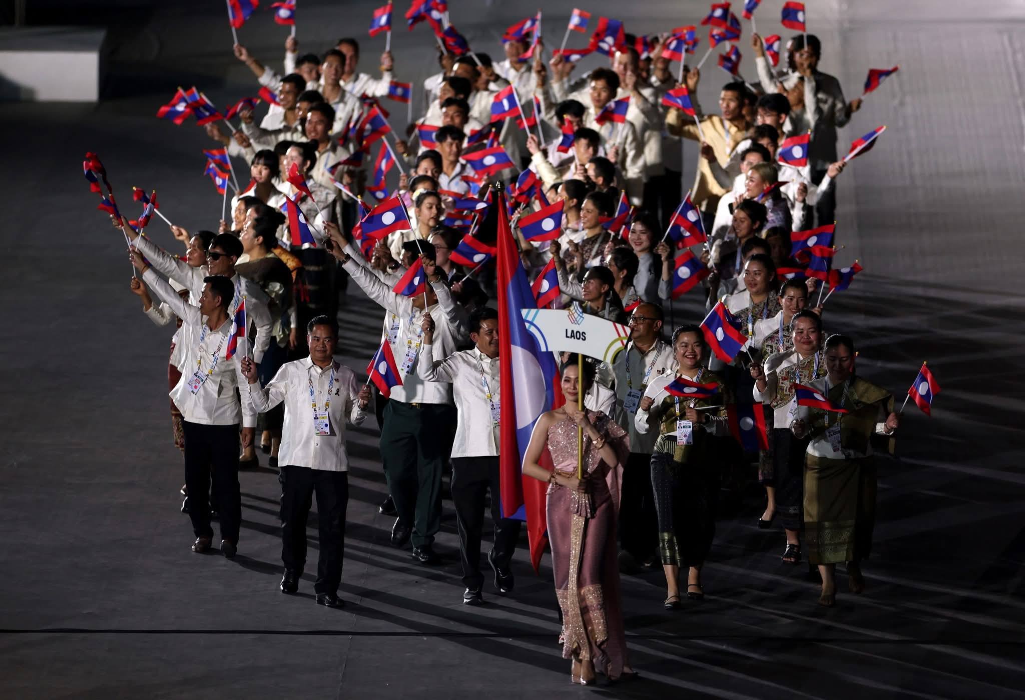 ງານມະຫະກຳກິລາຊີເກມ ຄັ້ງທີ 33 ໄຂຂຶ້ນຢ່າງເປັນທາງການ, ສປປ ລາວ ສົ່ງ 39 ປະເພດກິລາ ຮ່ວມຊີງໄຊ ພ້ອມຕັ້ງເປົ້າ 5 ຫຼຽນຄຳ